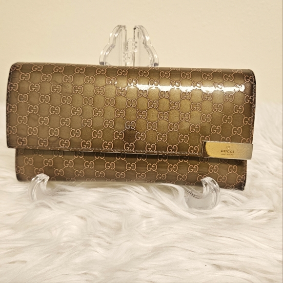 Gucci Wallet - Picture 1 of 9
